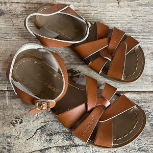 Saltwater sandals unisex size 3